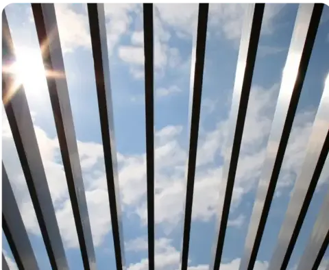 stores bannes sur mesure à Châteaugiron - image 3